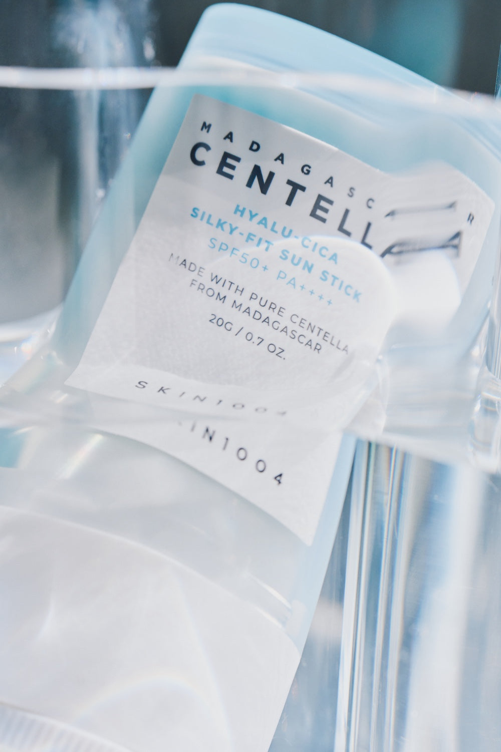 [Skin1004] Madagascar Centella Hyalu-Cica Silky Fit Sun Stick - 2 Size