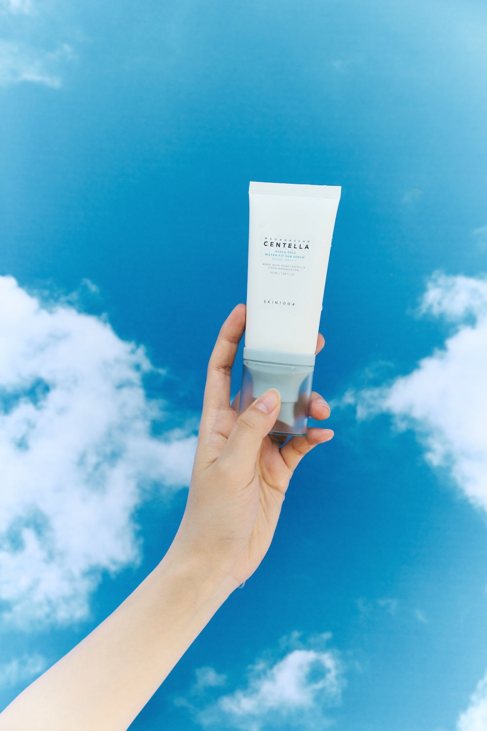 [Skin1004] Madagascar Centella Hyalu-Cica Water-Fit Sun Serum - 3 Size