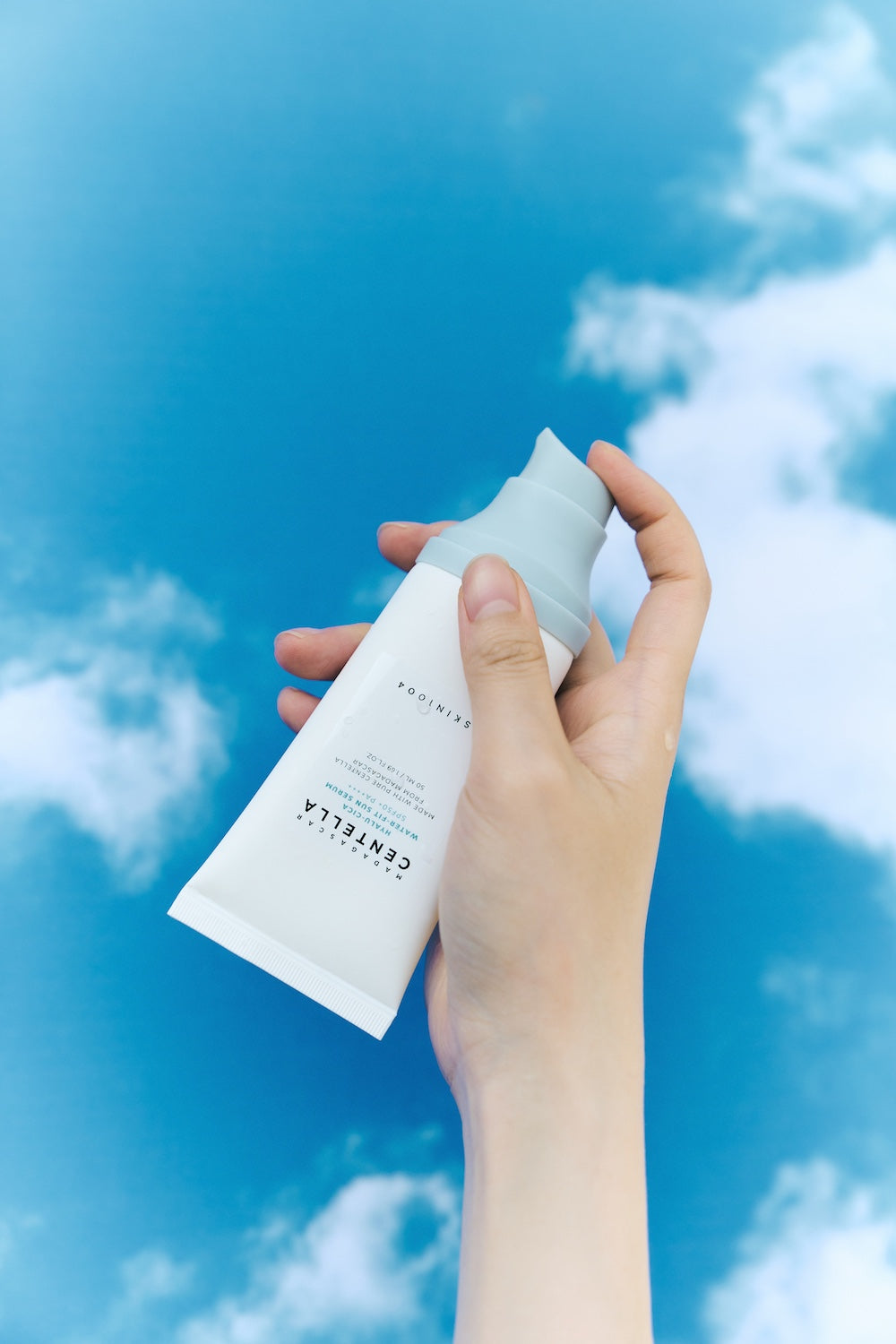 [Skin1004] Madagascar Centella Hyalu-Cica Water-Fit Sun Serum - 3 Size