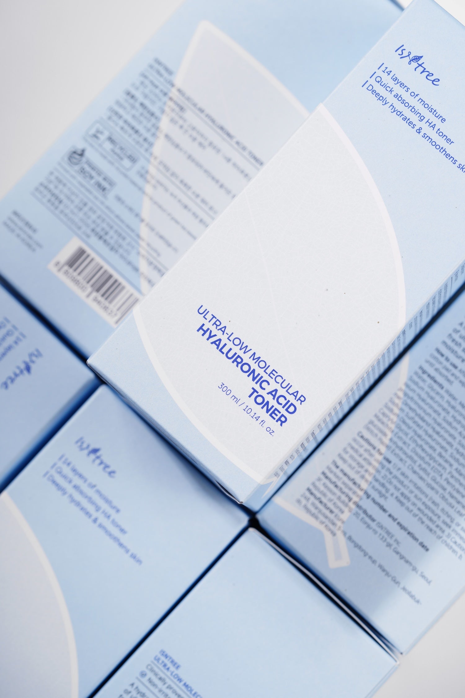 [Isntree] Ultra-Low Molecular Hyaluronic Acid Toner 300ml