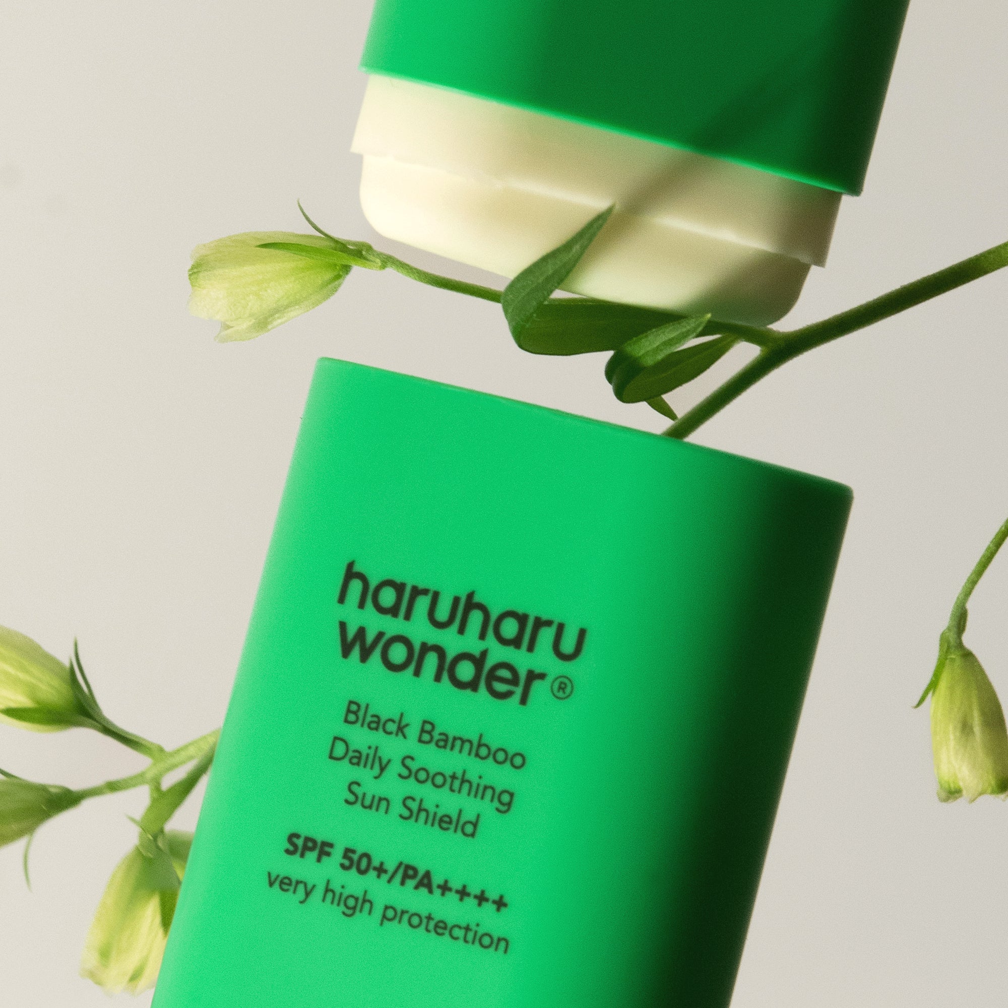[haruharuwonder] Black Bamboo Daily Soothing Sun Shield  SPF50+ PA++++ 20g
